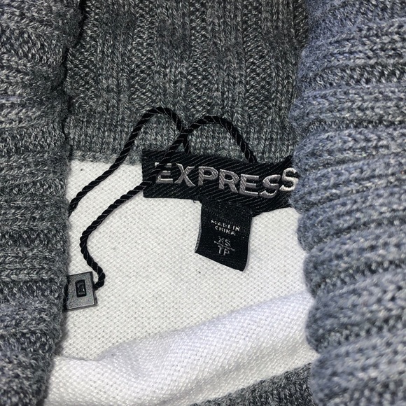Express sweater - Picture 7 of 7
